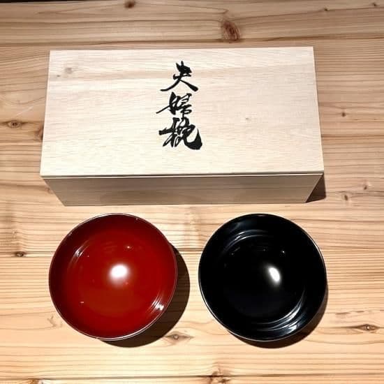 漆器の井助　 独楽文様 夫婦椀　朱と黒 - 2