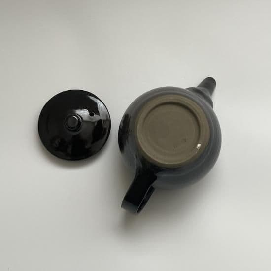 ティーポット 黒 (500ml)小鹿田焼 黒木昌伸窯 - 6